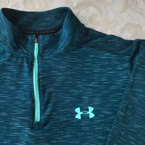 men’s Under Armour workout top